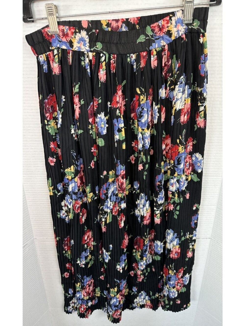 Koret Floral Pleated Skirt Sheer Button-Up Blouse Set 8 Black Multicolor Elastic - Picture 2 of 13